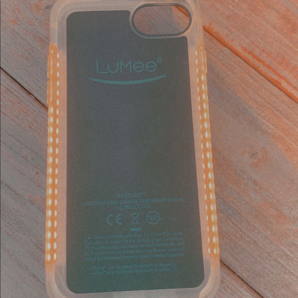 Lumee light up case - Picture 7 of 7